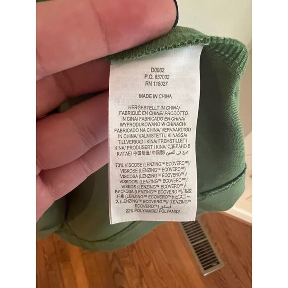 Boden Ponte Green Dress Has Pockets Button Closure Size 6 - Picture 5 of 6